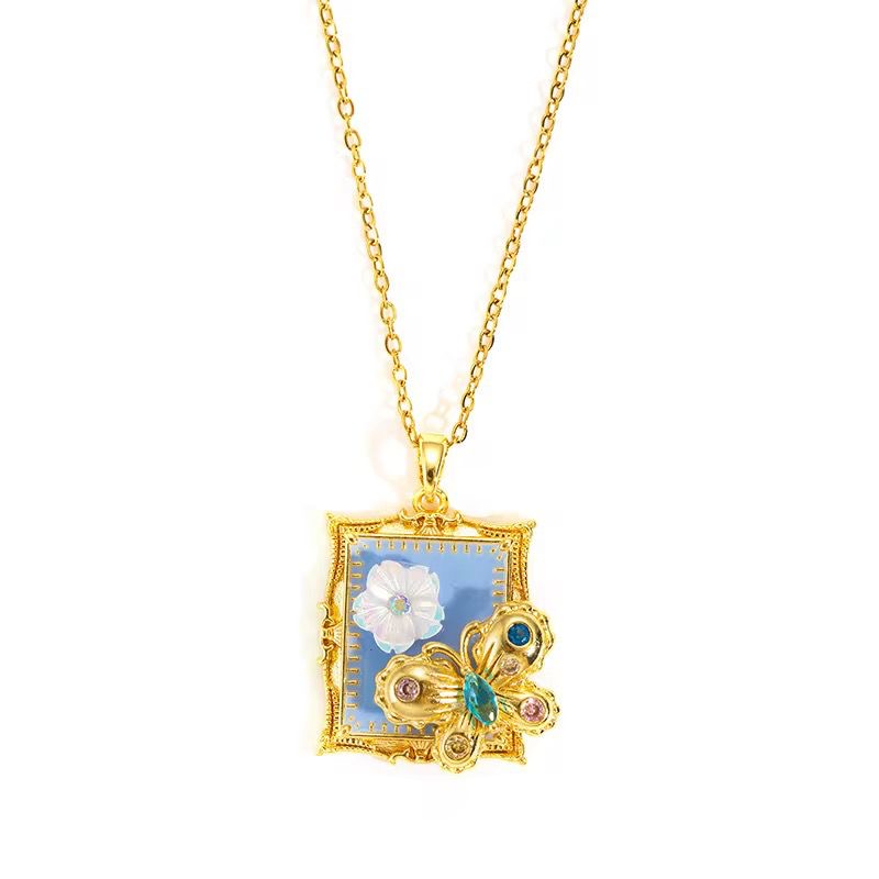 SJ 850 Vintage Floral Butterfly Necklace - 18k Gold PVD plated stainless steel - Anti tarnish