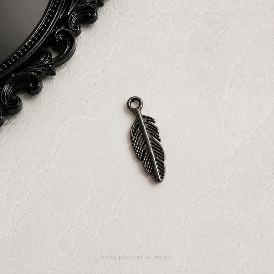 MC02J Feather Gun-metal Gothic Charm ( 1 pc )