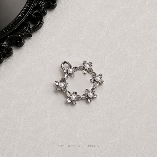 MC02S Pearl Floral Wreath Y2K Gothic Charm ( 1 pc )
