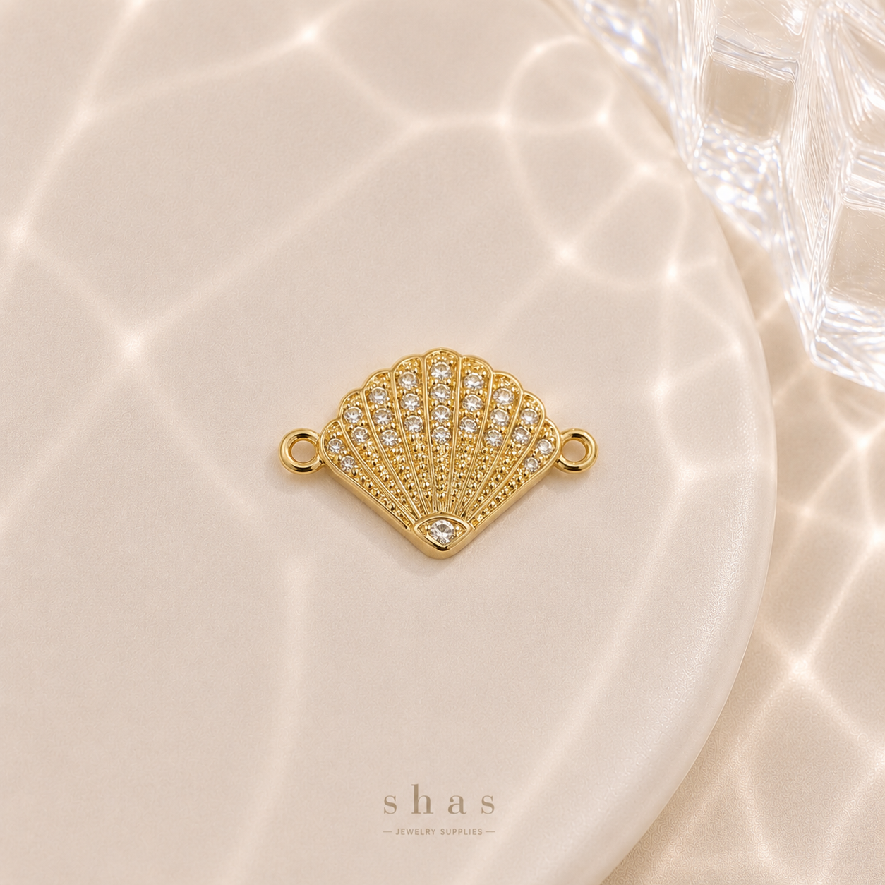 GPC18K Sea Scallop Shell Zircon Connector Charm ( 1 PC ) Premium Plated