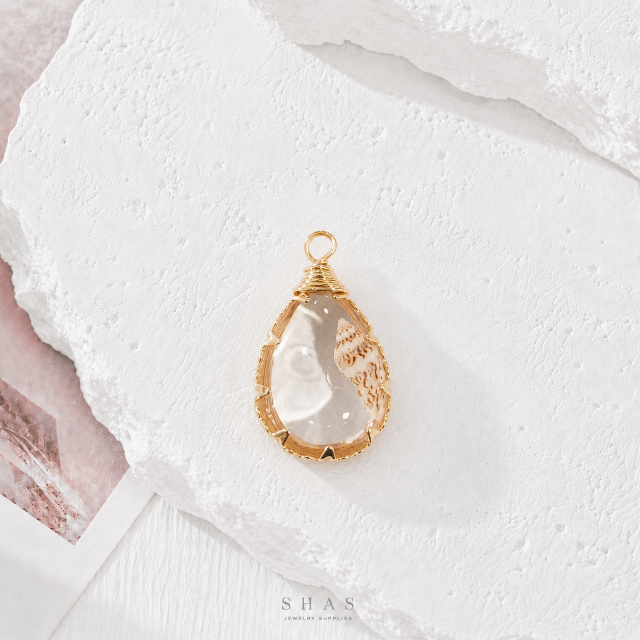 RFC02D Crystal Drop Seashell Resin Pendant Charm ( 1 pc )