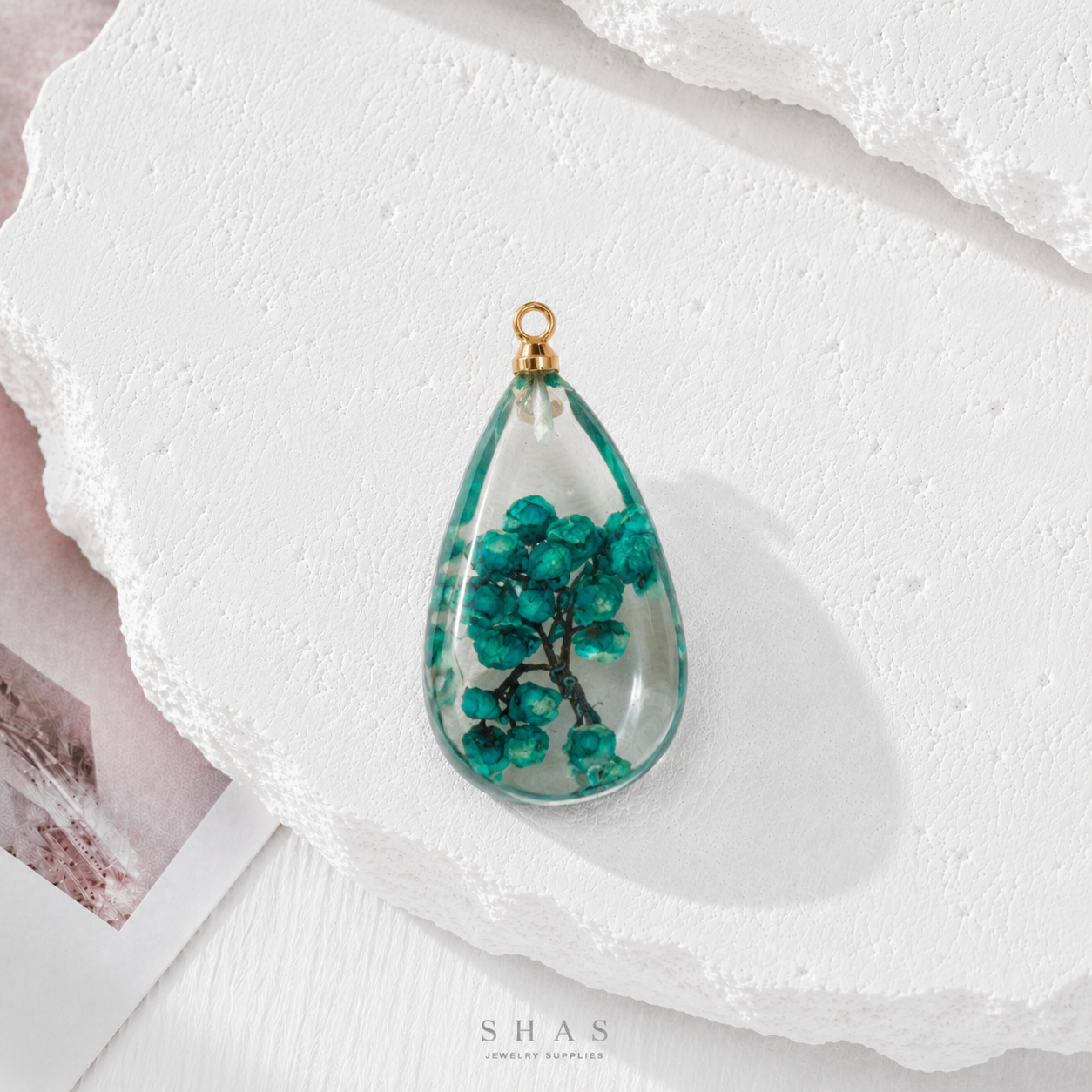 RFC01C Dark Green Teardrop Resin Flower Pendant Charm ( 1 pc )