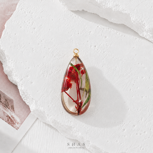 RFC01B Red Teardrop Resin Flower Pendant Charm ( 1 pc )