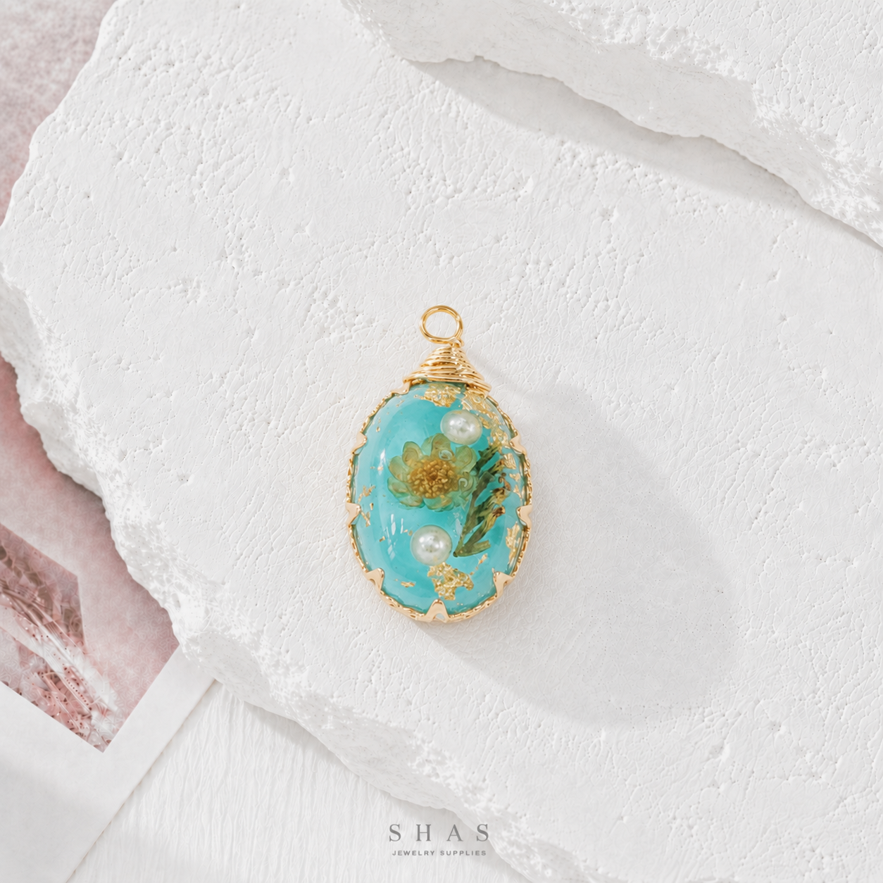 RFC01P Blue Oval Resin Flower Pendant Charm ( 1 pc )