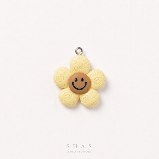 RM01K Smiley Flower Resin Charm ( 1 PC )