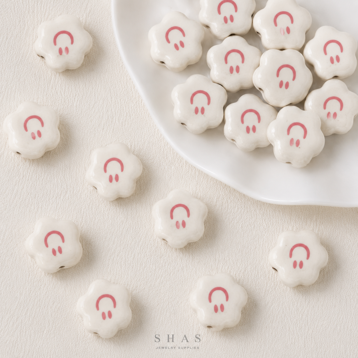 PCB02N White Smiley Ceramic Bead ( 1 pc ) Porcelian Ceramic