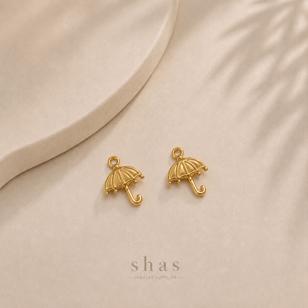 SC17Z Tiny Umbrella Charm ( 1 pc ) 18k Gold PVD