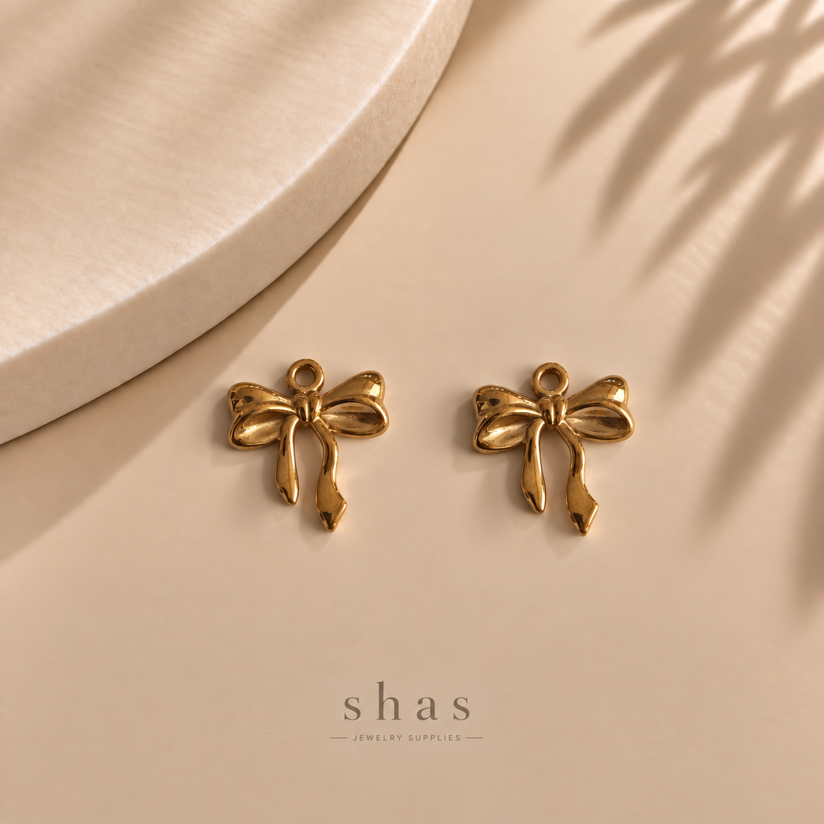 SC21M Coquette Bow Charm ( 1 pc ) PVD Plated