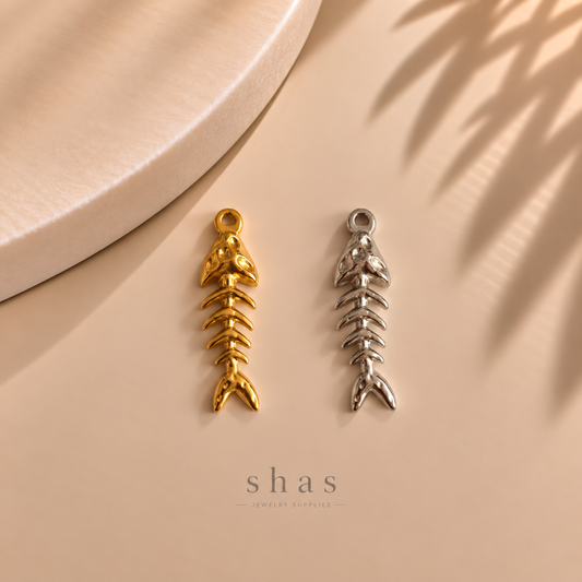 SC21G Fishbone Charm ( 1 pc ) PVD Plated