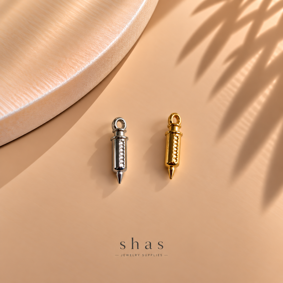 SC21W Syringe Charm ( 1 pc ) PVD Plated