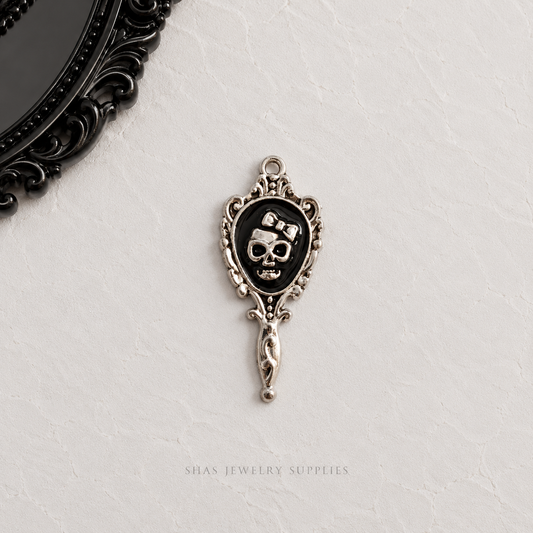 AC02Z Black Skull with bow Gothic Charm ( 1 pc ) High Quality Alloy