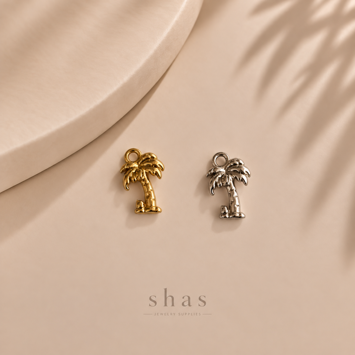 SC20U Tiny Coconut Tree Charm ( 1 pc ) PVD Plated