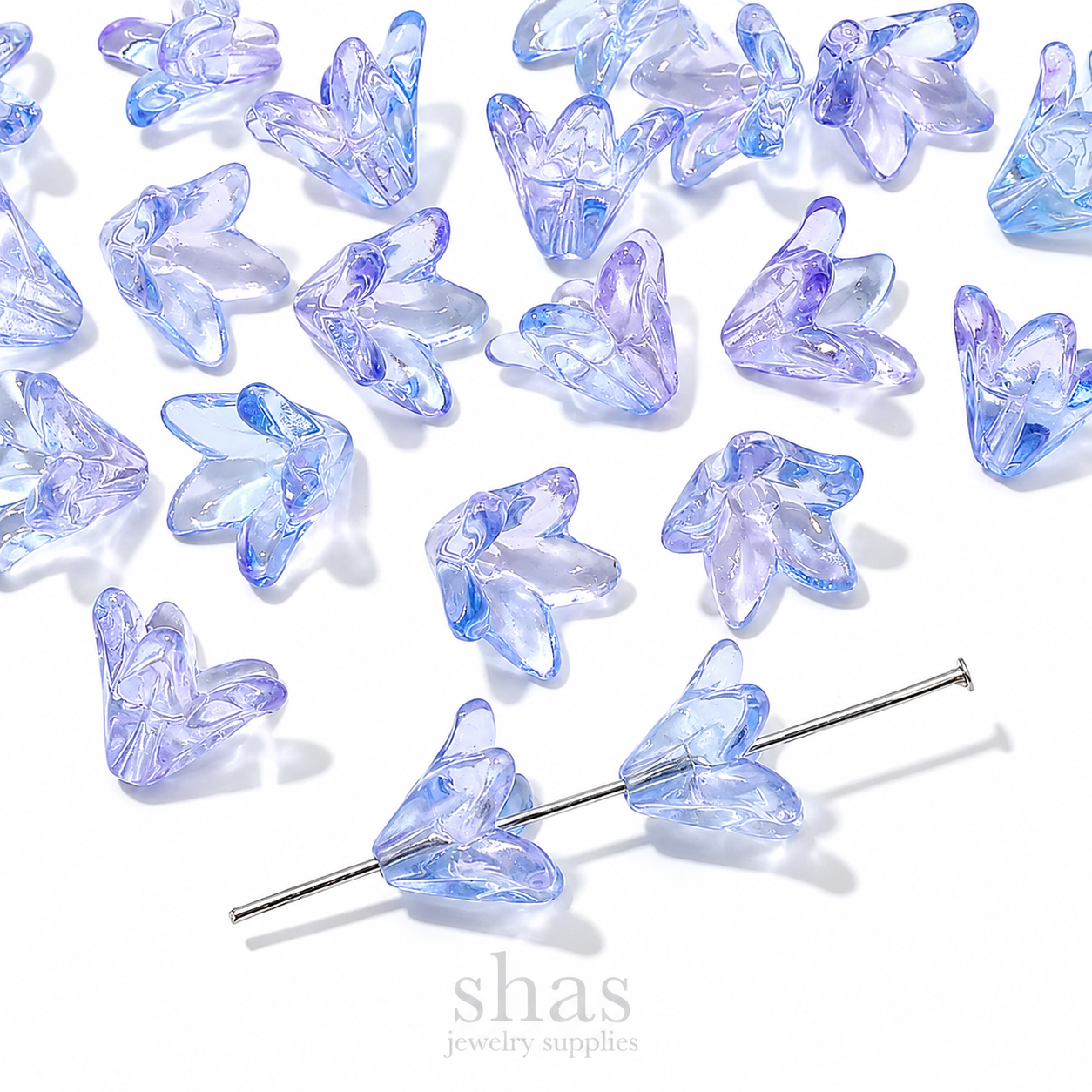 GB03A Lily Flower Glass bead ( 1 pc ) Lampwork Bead