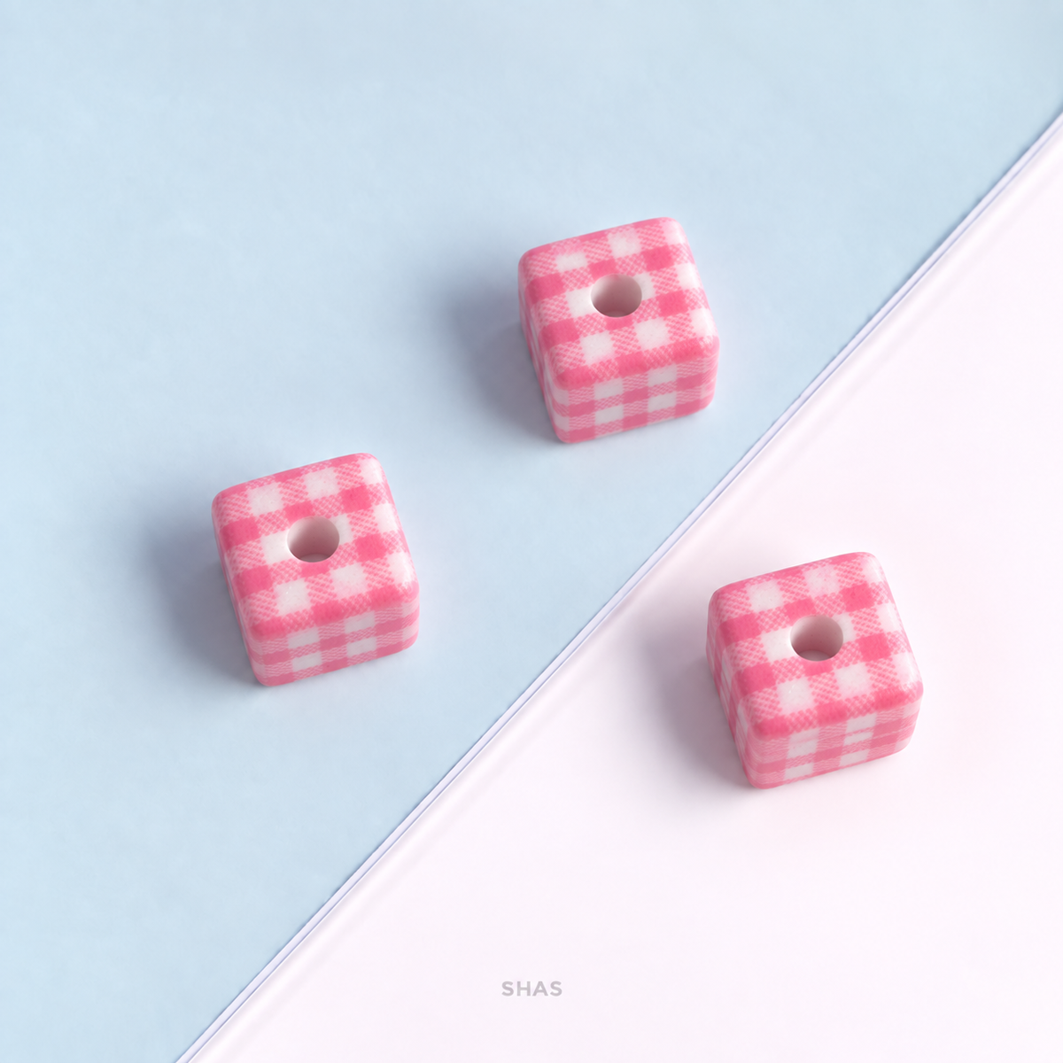 AB105 Gingham Cube Acrylic Bead ( 1 pc )