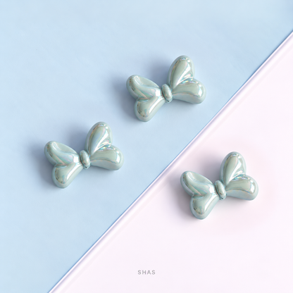 AB111 Iridescent Bow Acrylic Bead ( 1 pc )