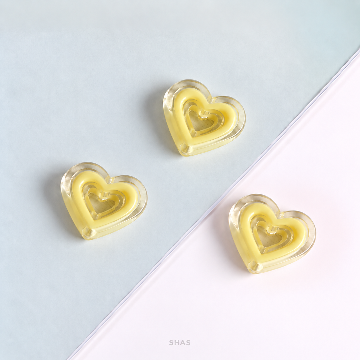 AB102 Transparent Heart Acrylic Bead ( 1 pc )