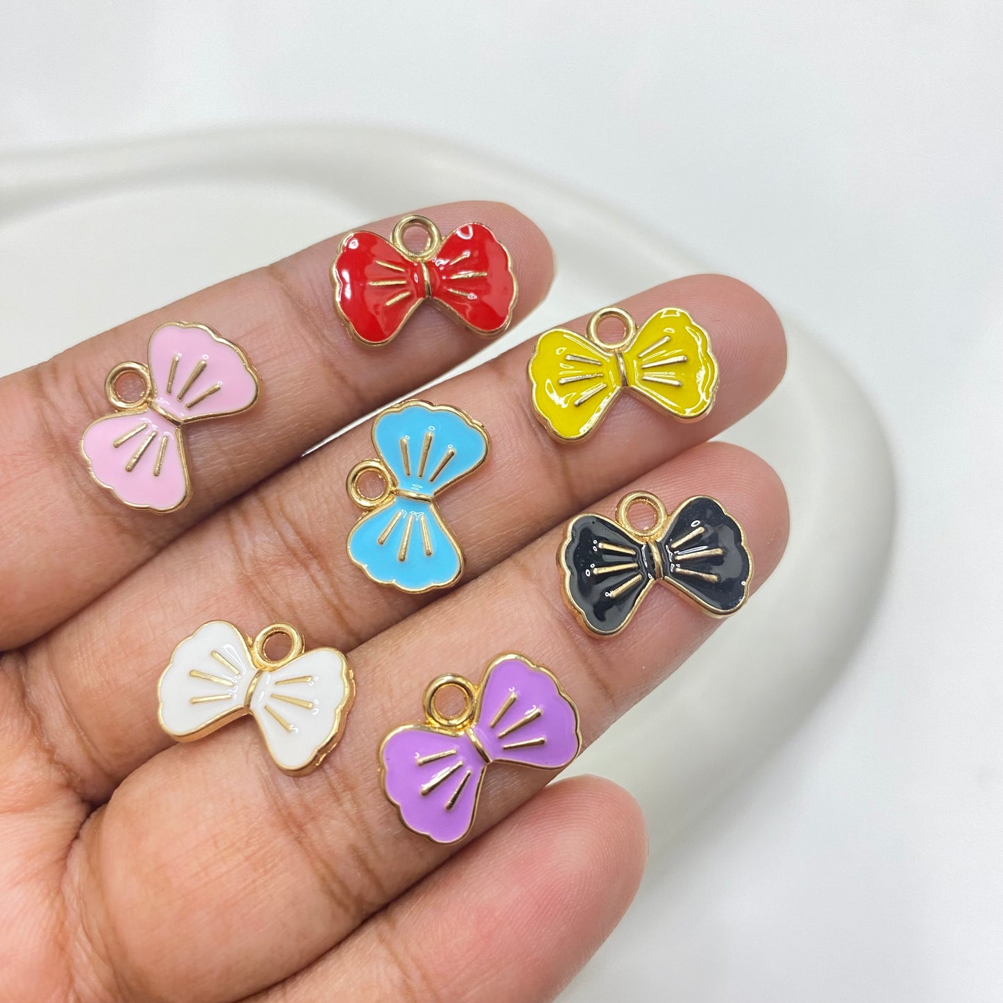 EC 1537  Bow enamel charm ( 1 pc )