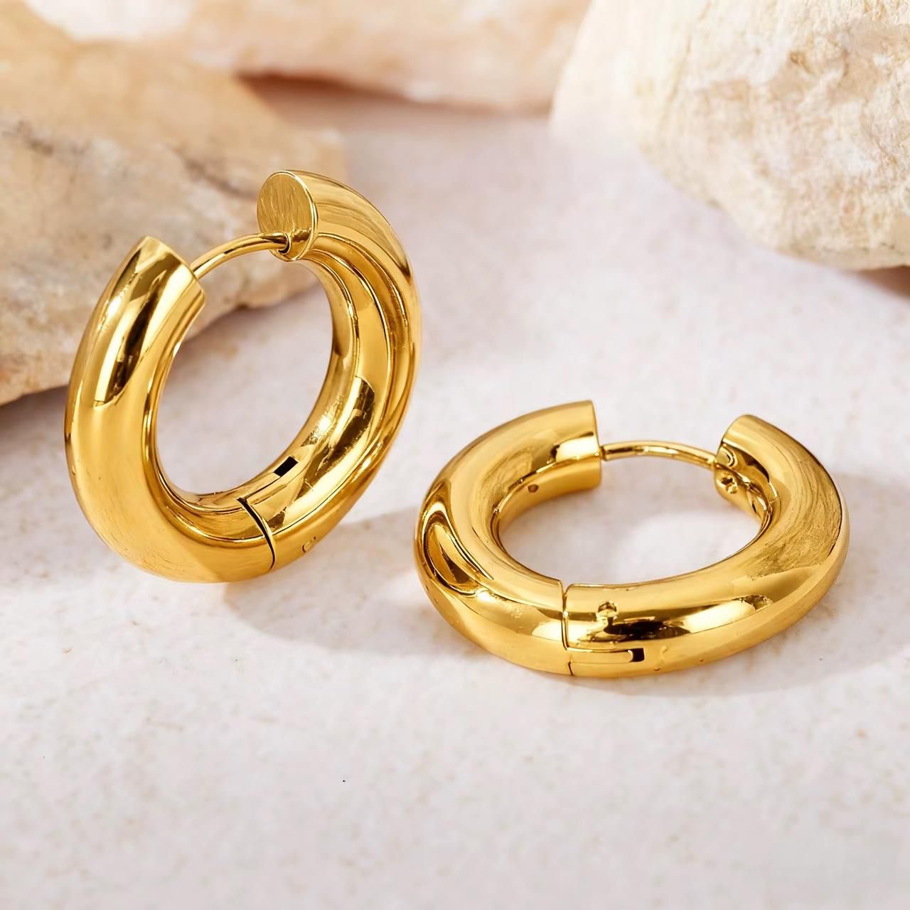 ESJ04C Stainless Steel hoops -  18k Gold PVD plated 316 stainless steel - Anti tarnish
