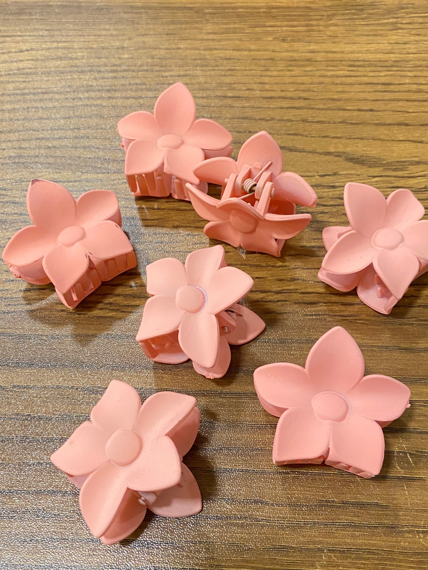 HA 15 (g) Pastel Pink Mini Hawaii Floral Hair Claw Clip ( 1 pc )