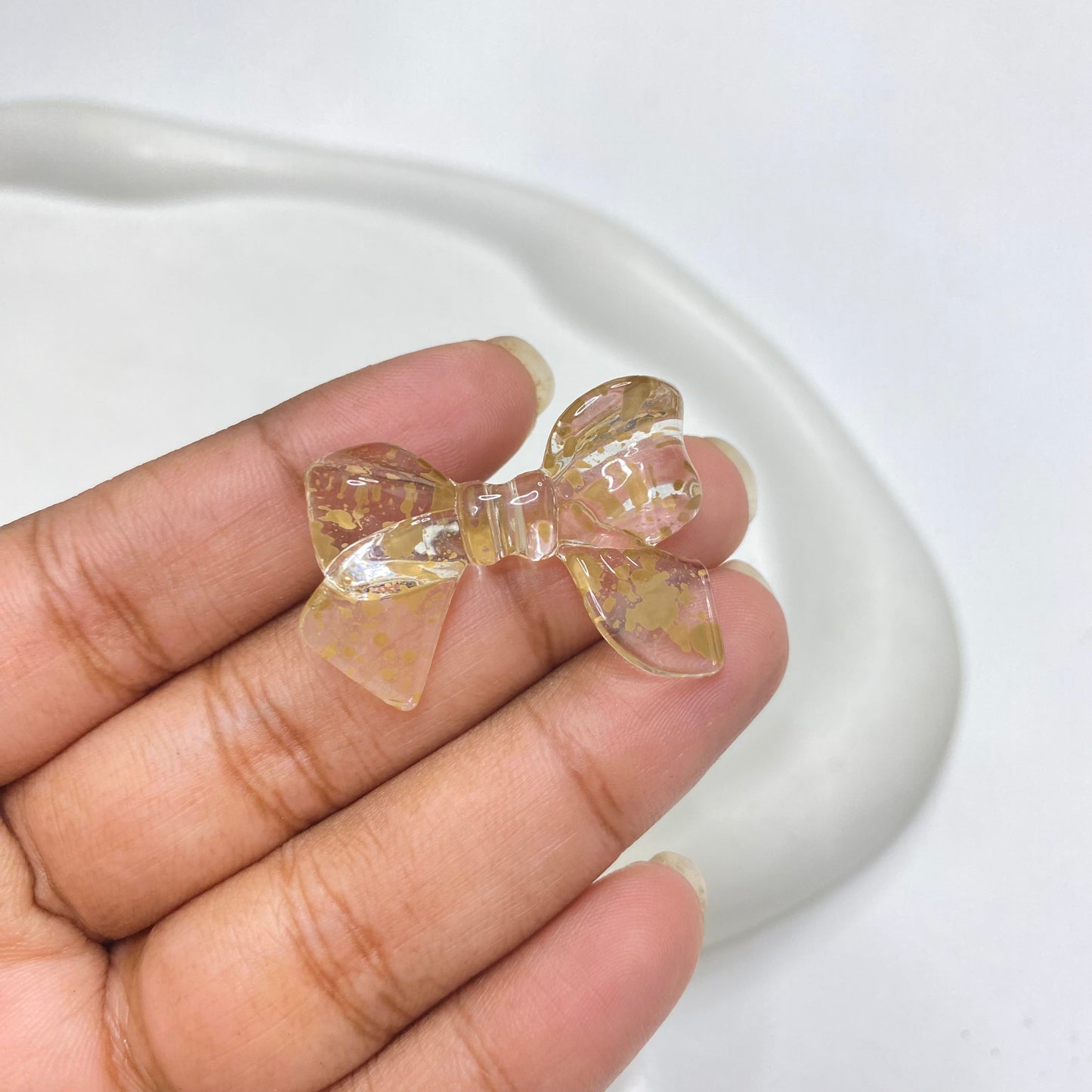 AB37 Bow colour splashed uv plated Acrylic bead ( 1 pc )