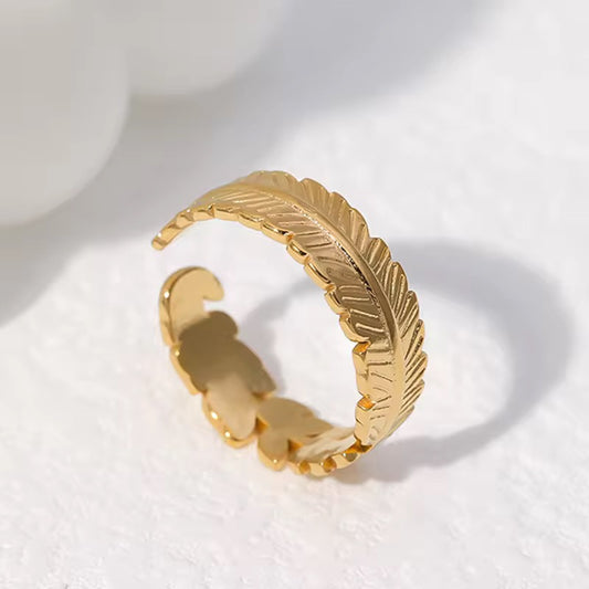 SS 195 Leaf ring adjustable- 18k gold plated stainless steel - Anti tarnish - Wholesale