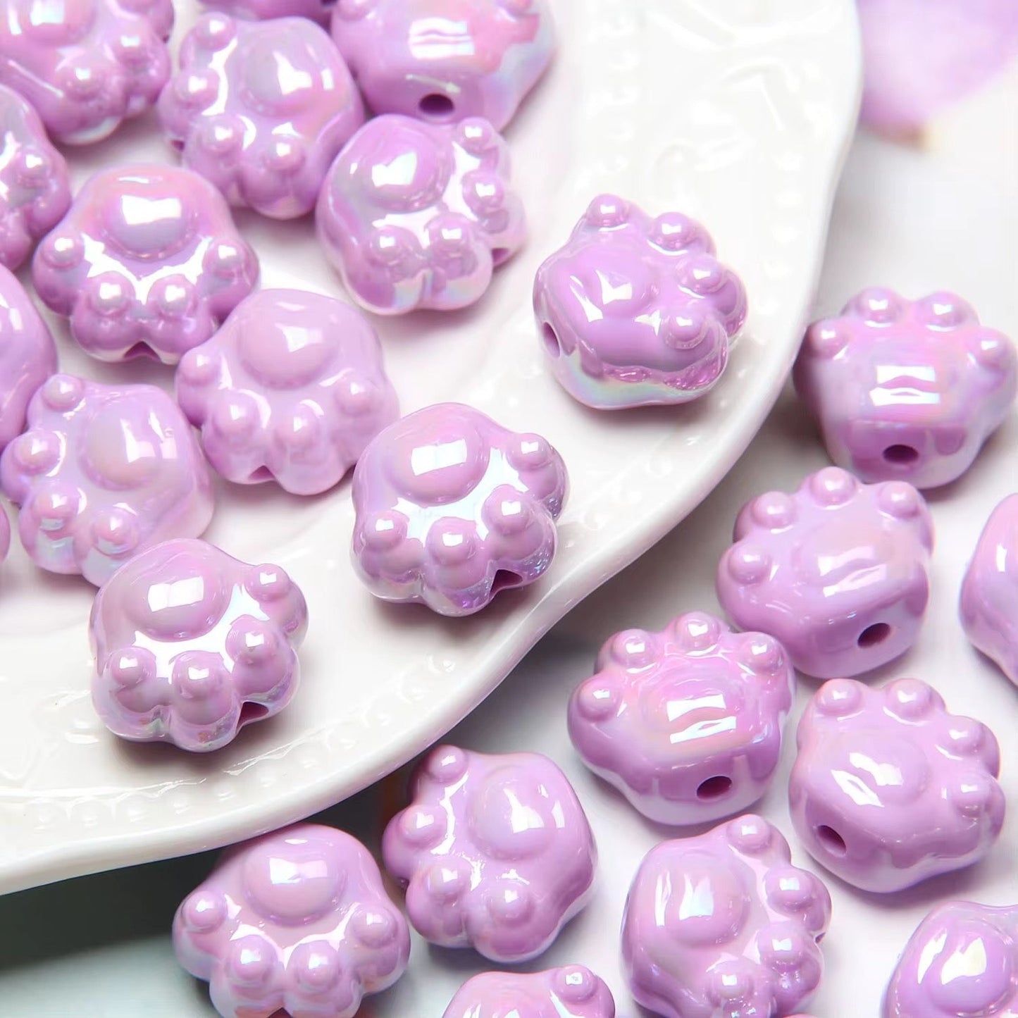 AB51 Paw Luminous Shiny Bead ( 1 pc ) UV Plated Acrylic ( 16:18 mm )