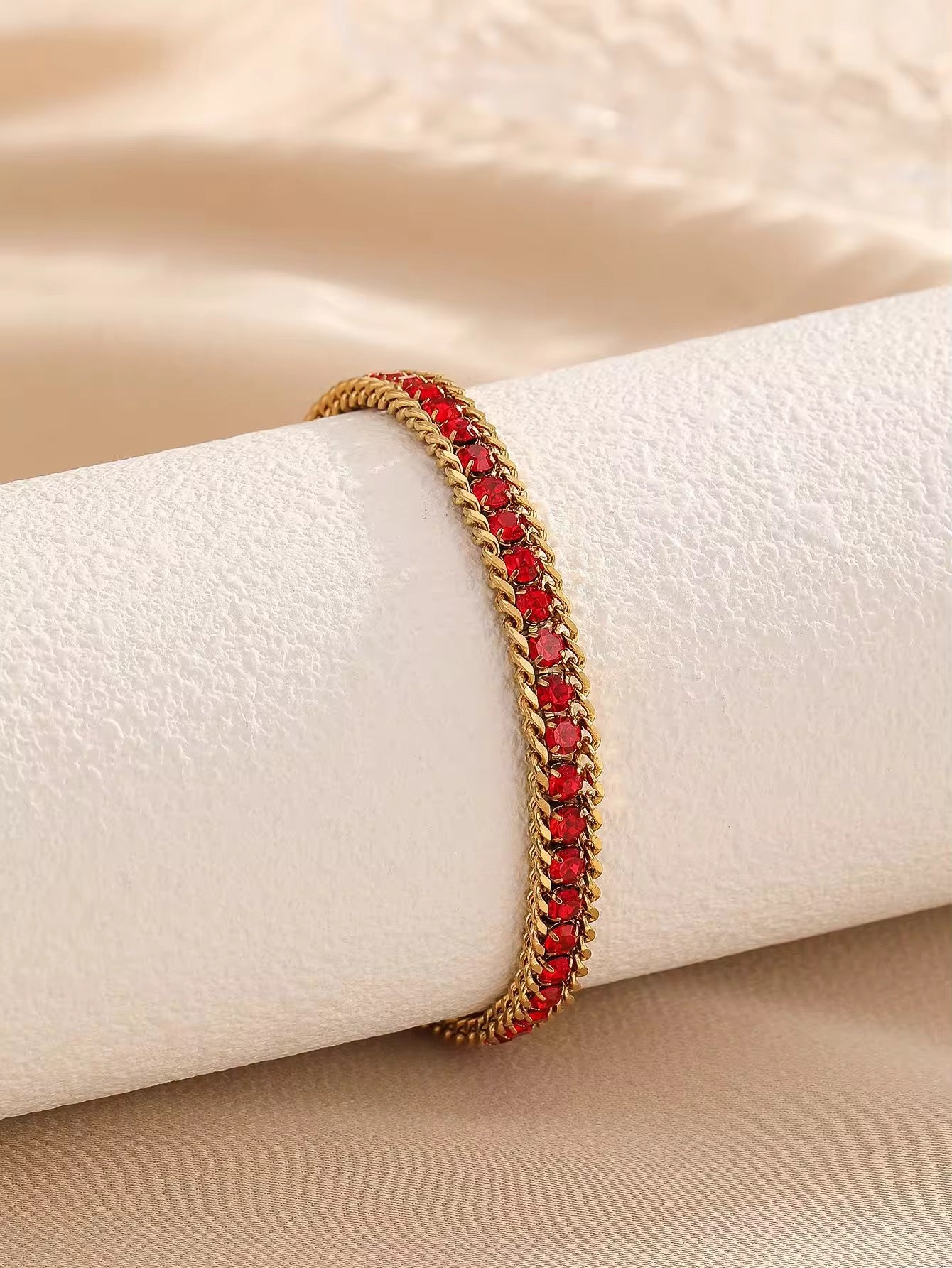 SJ 402 Red Zircon Diamond chain bracelet - 18k Gold PVD plated stainless steel - Anti tarnish - Wholesale