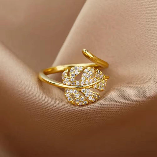 SJ 711 Zircon Leaf Ring Adjustable  - 18k Gold PVD plated stainless steel - Anti tarnish