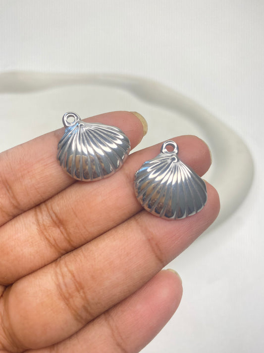 SS 2840 Shell charm Silver plated stainless steel ( 1 piece ) Anti tarnish ( 8:18 mm )