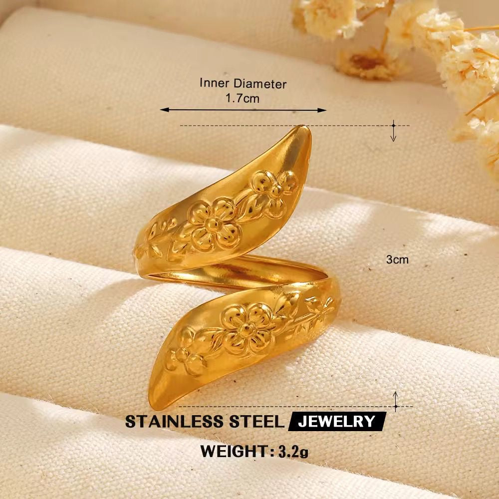 SJ 1112 Floral Twisted Ring Adjustable - 18k Gold PVD plated stainless steel - Anti tarnish
