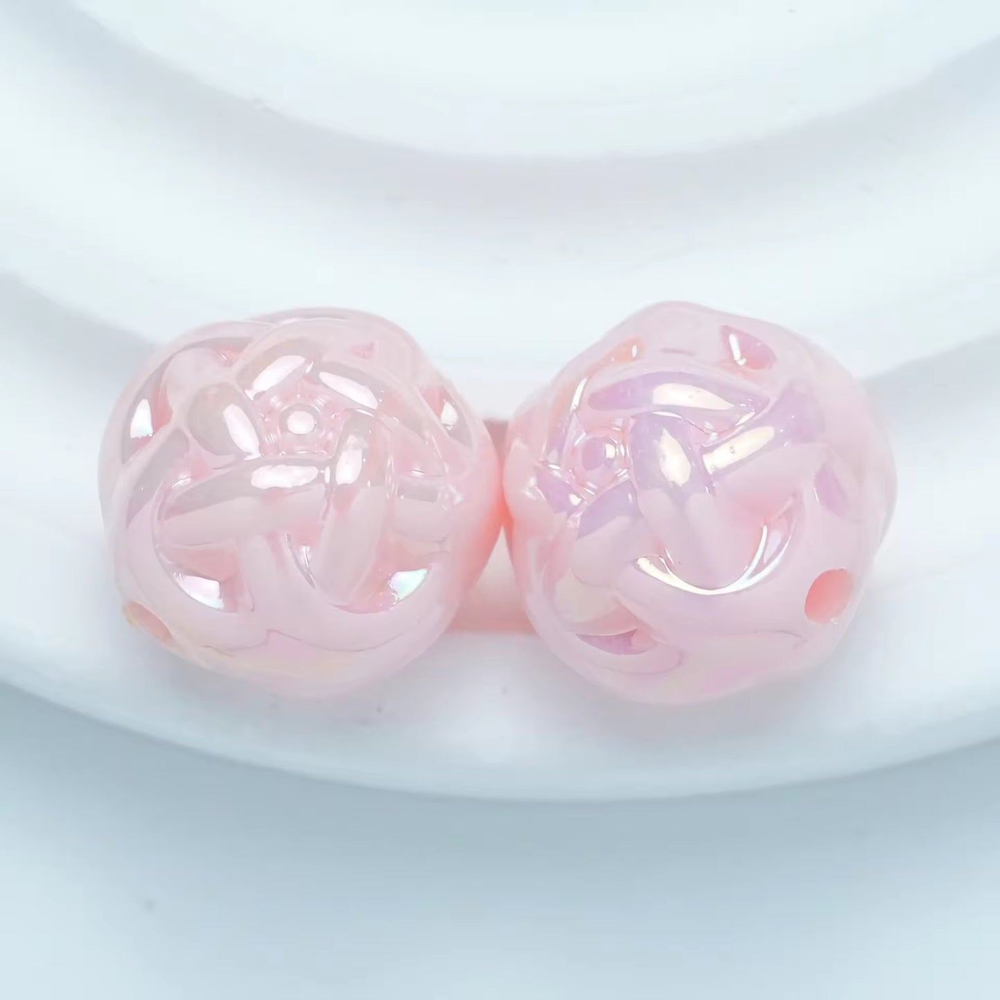 BBB 382 Yarn Ball Round Bead ( 1 pc ) UV plated Acrylic ( 16mm )
