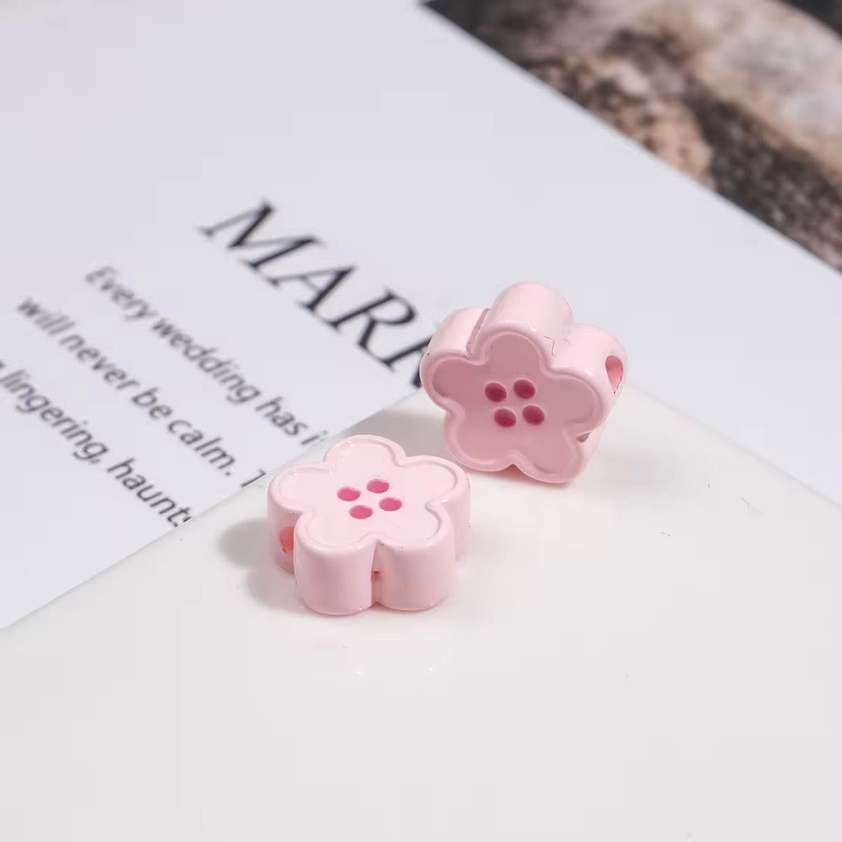 BBB 329 (a) Light Pink Floral Button Shiny Bead ( 1 pc ) UV Plated Acrylic ( 12 mm )