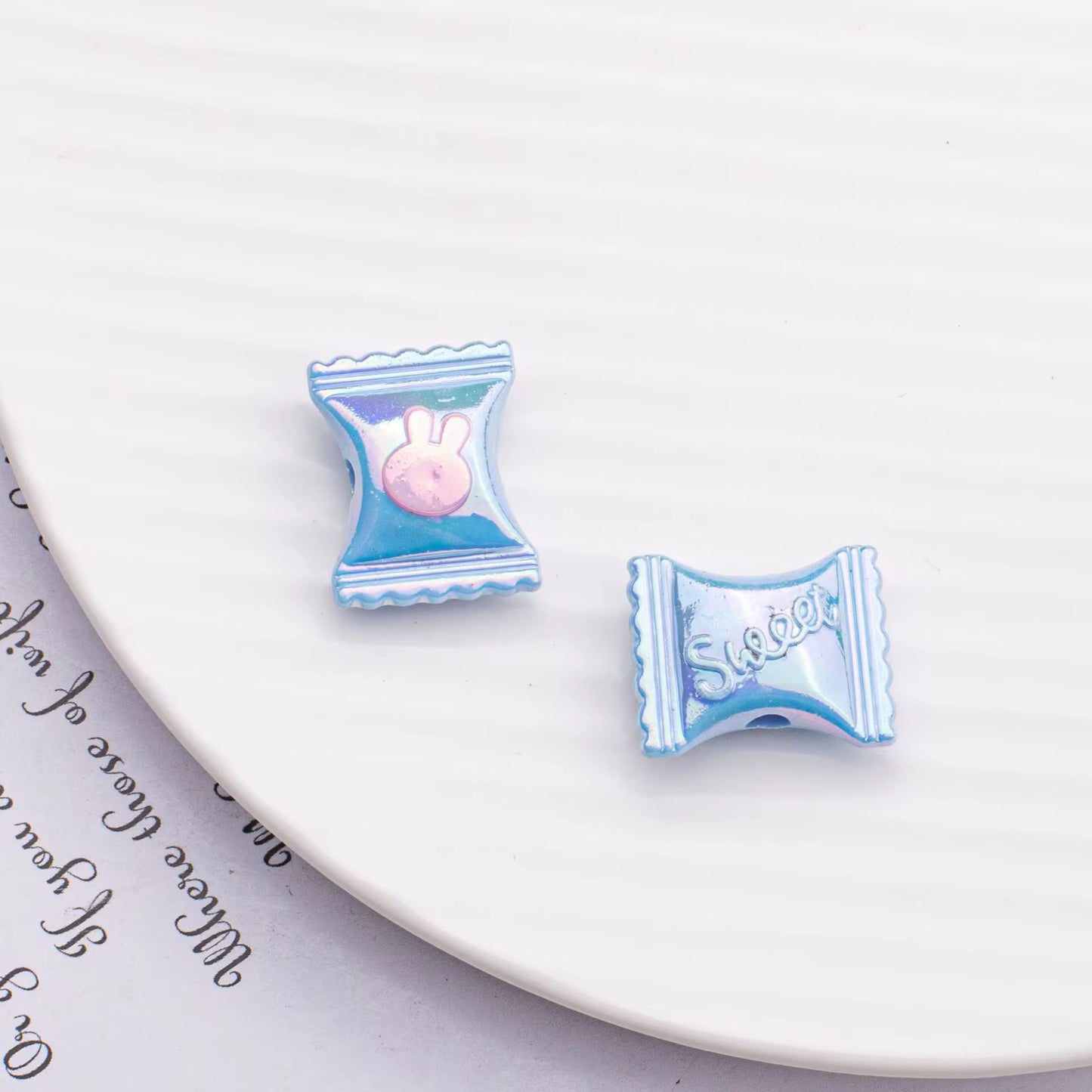 BBB 239 (e) Light Blue Rabbit candy Luminous Shiny Bead ( 1 pc ) UV Plated Acrylic ( 22:17 mm )