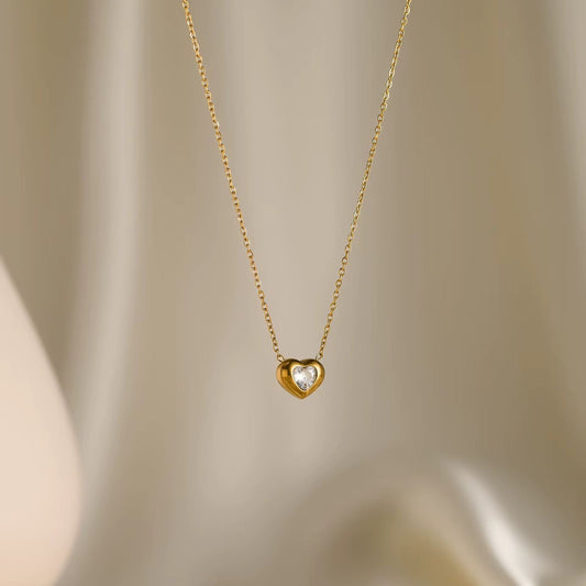 SJ 796 Dreamy White Zircon Heart Dainty Necklace - 18k Gold PVD plated stainless steel - Anti tarnish