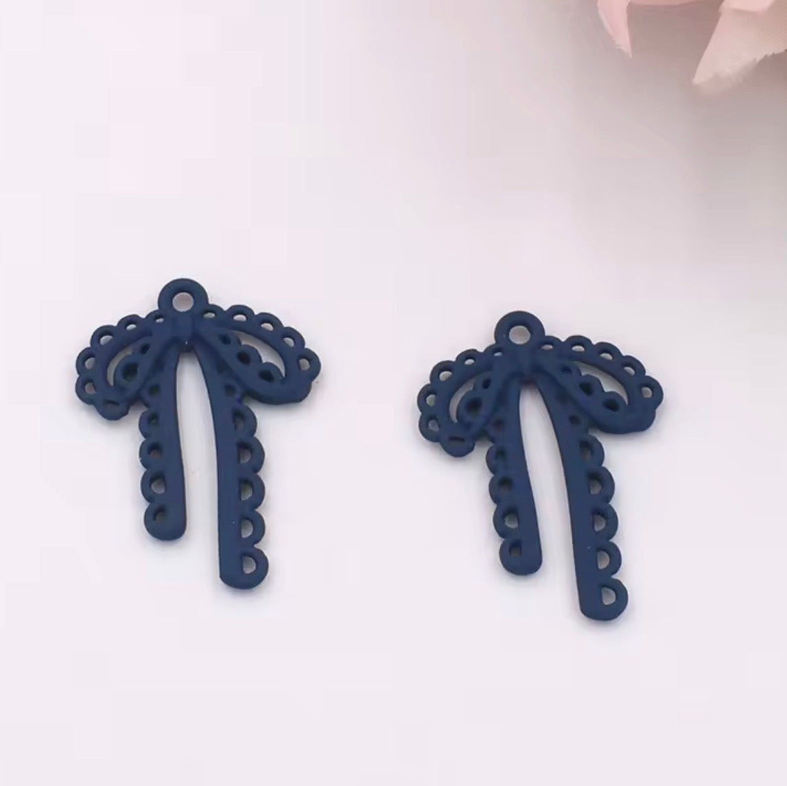 BBB 342 (p) Dark Blue Bow Spray painted Charm ( 1 pc ) High Quality Alloy ( 28:20 mm )