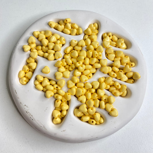 BBB 286 (a) Yellow Tiny Heart Shiny  Bead ( 1 pc ) UV Plated Acrylic ( 6 mm )