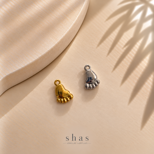 SC23Z Tiny Feet Charm ( 1 pc ) PVD Plated