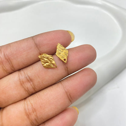 SS 1190 Rhombus stud - 18k gold PVD 316 stainless steel ( 2 pc ) Anti tarnish