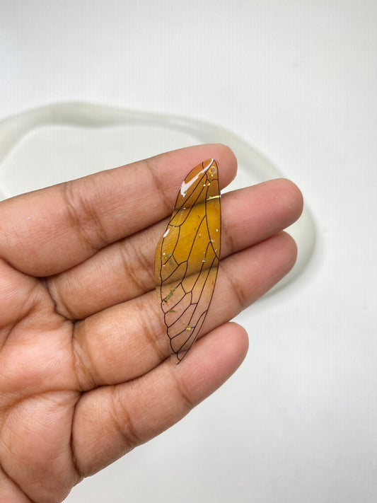 BBB 201 (b) Yellow Gold Foil Wings charm ( 1 pc )