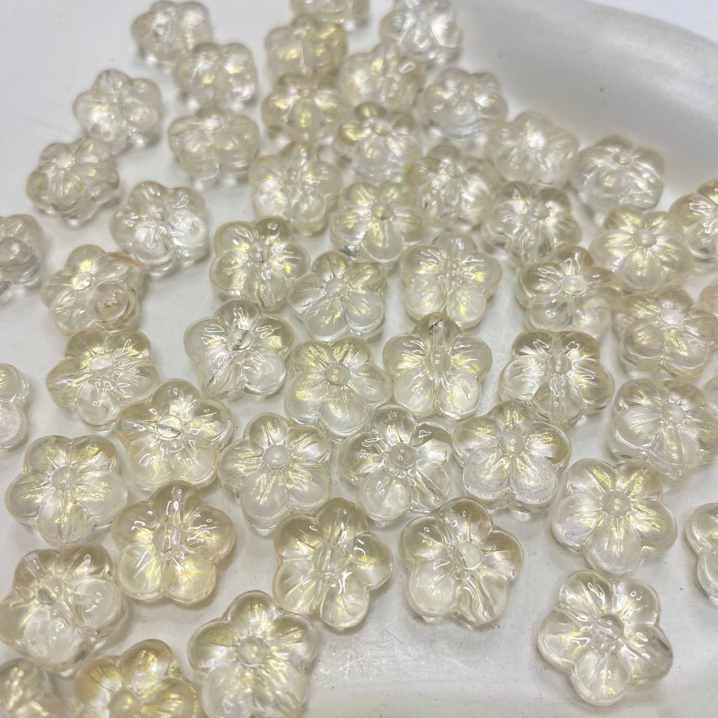 GB34 Golden glitter clear Flower glass bead ( 1 pc )
