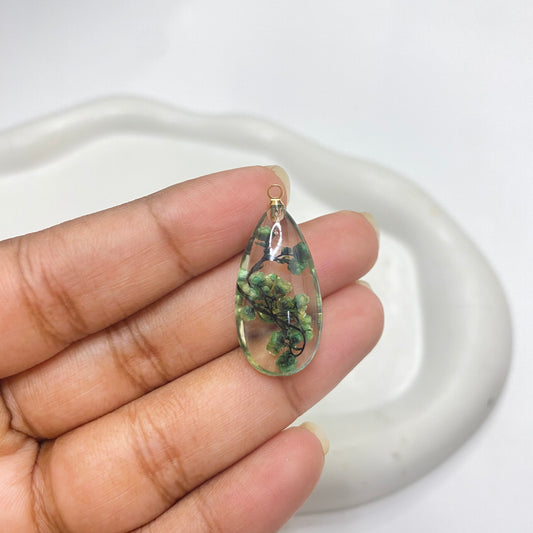 RC 1730 dried flower resin pendant ( 1 pc )