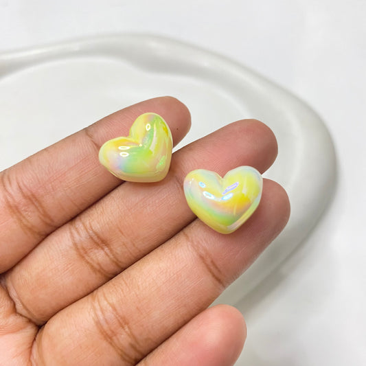 BBB 131 (C) Heart rainbow uv plated shiny irrediscent Acrylic bead (1PC)