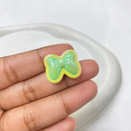 BBB 125 (A) Bow uv plated shiny irrediscent Acrylic bead (1PC)