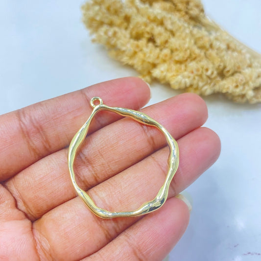 GP646 Gold plated bezel
