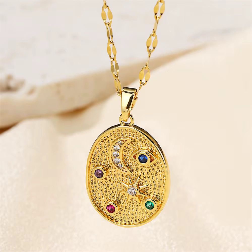 SJ 943 Star and Moon Zircon Necklace - 18k Gold PVD plated stainless steel - Anti tarnish