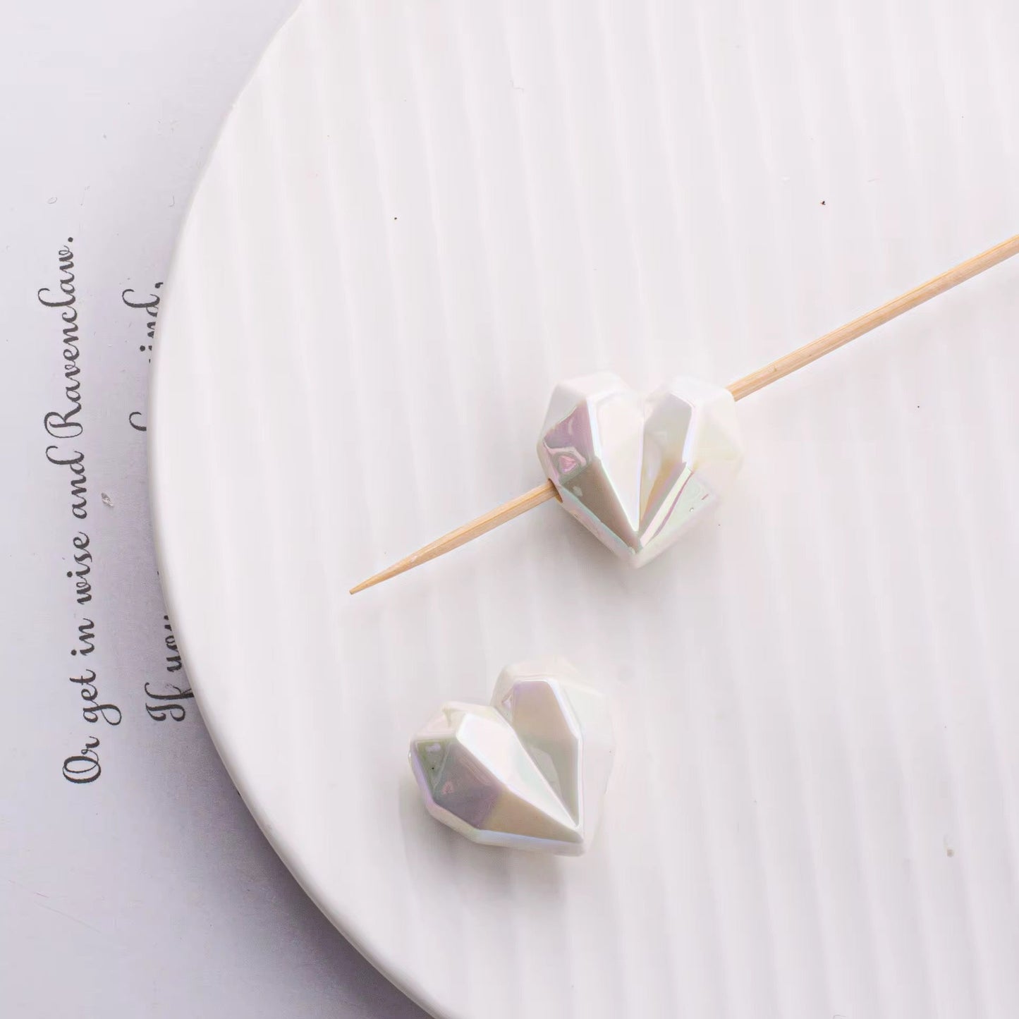 AB48 Heart 3D Acrylic bead ( 1 pc ) UV Plated ( 20:21 mm )