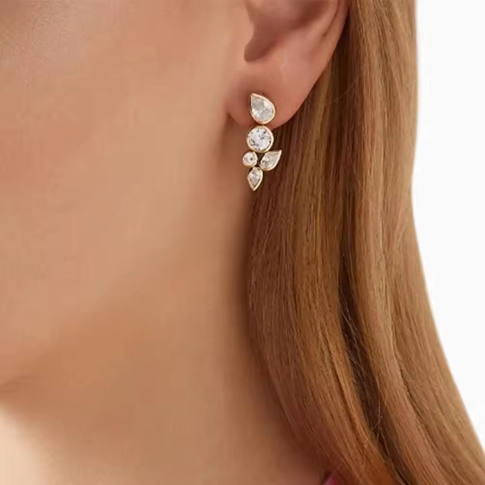 SJ 1132 Zircon studs  - 18k Gold PVD plated stainless steel - Anti tarnish