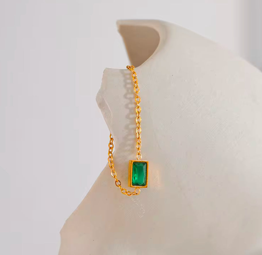 SS 64 Green Zircon Chain Ring - 18k stainless steel - Anti tarnish - Wholesale