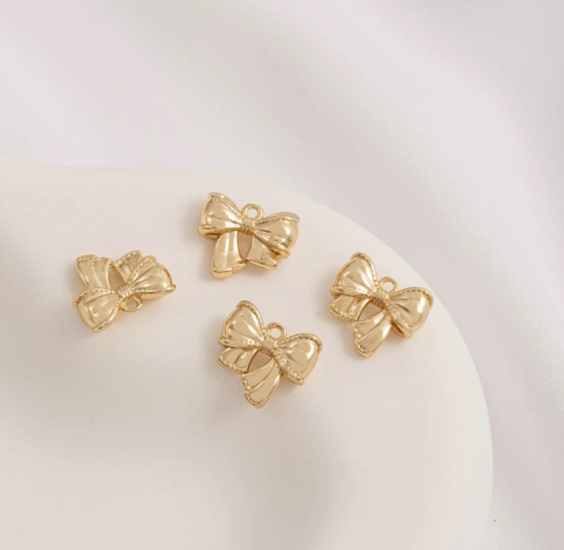 GP 1452 bow gold plated charm - per piece - anti tarnish
