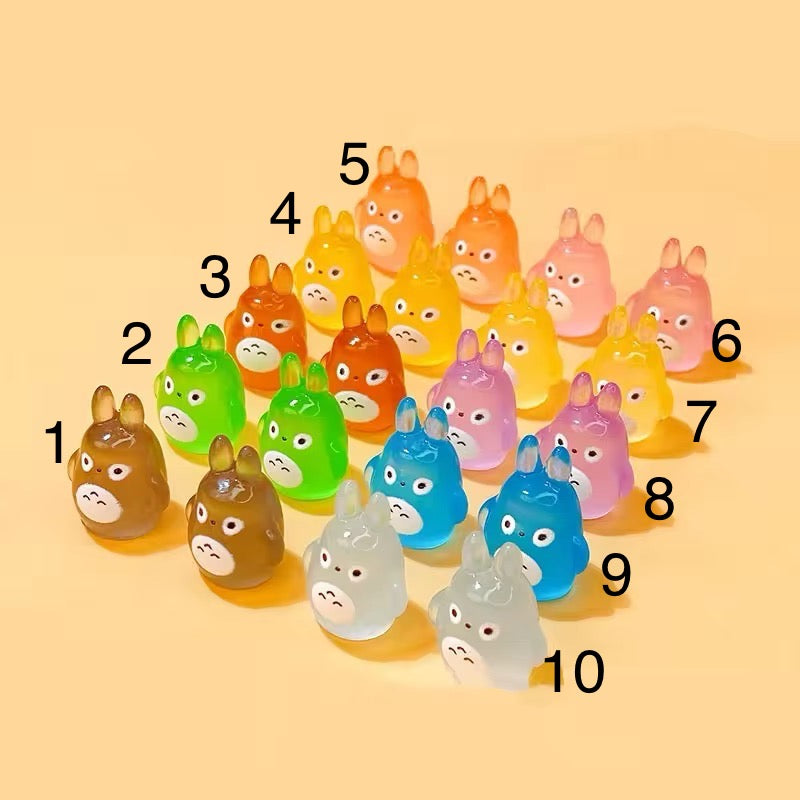 BBB 038 Toroto kawaai resin charm with hook on bottom ( 1 pc )